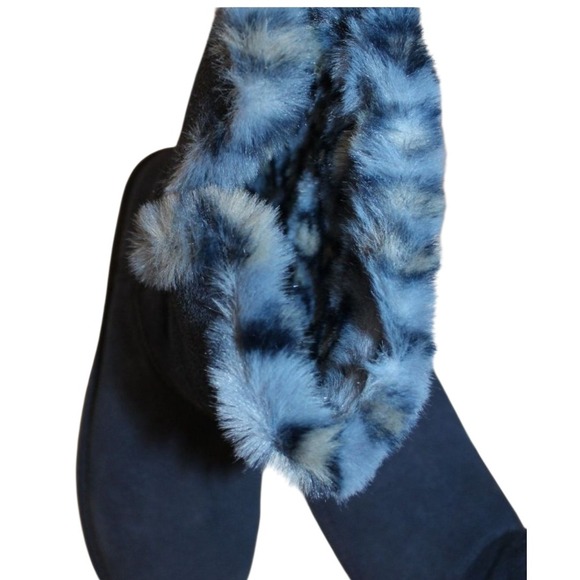 Koolaburra by UGG Women's Aribel‎ Short Boot Blue Size 7 - Picture 3 of 8